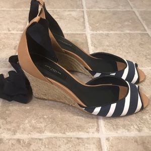 Ann Taylor Navy Stripe Wedge w/Ankle Wrap ❤️